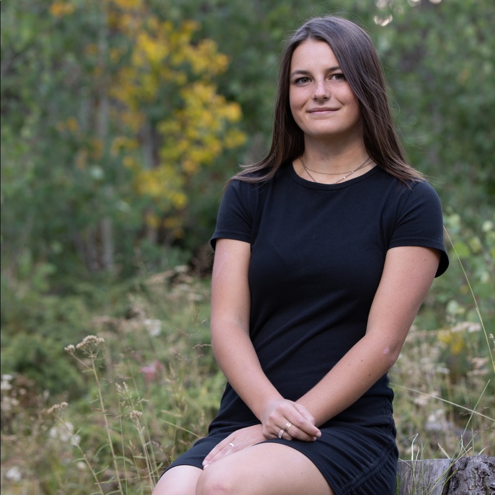 Meet your Posher, Amelia